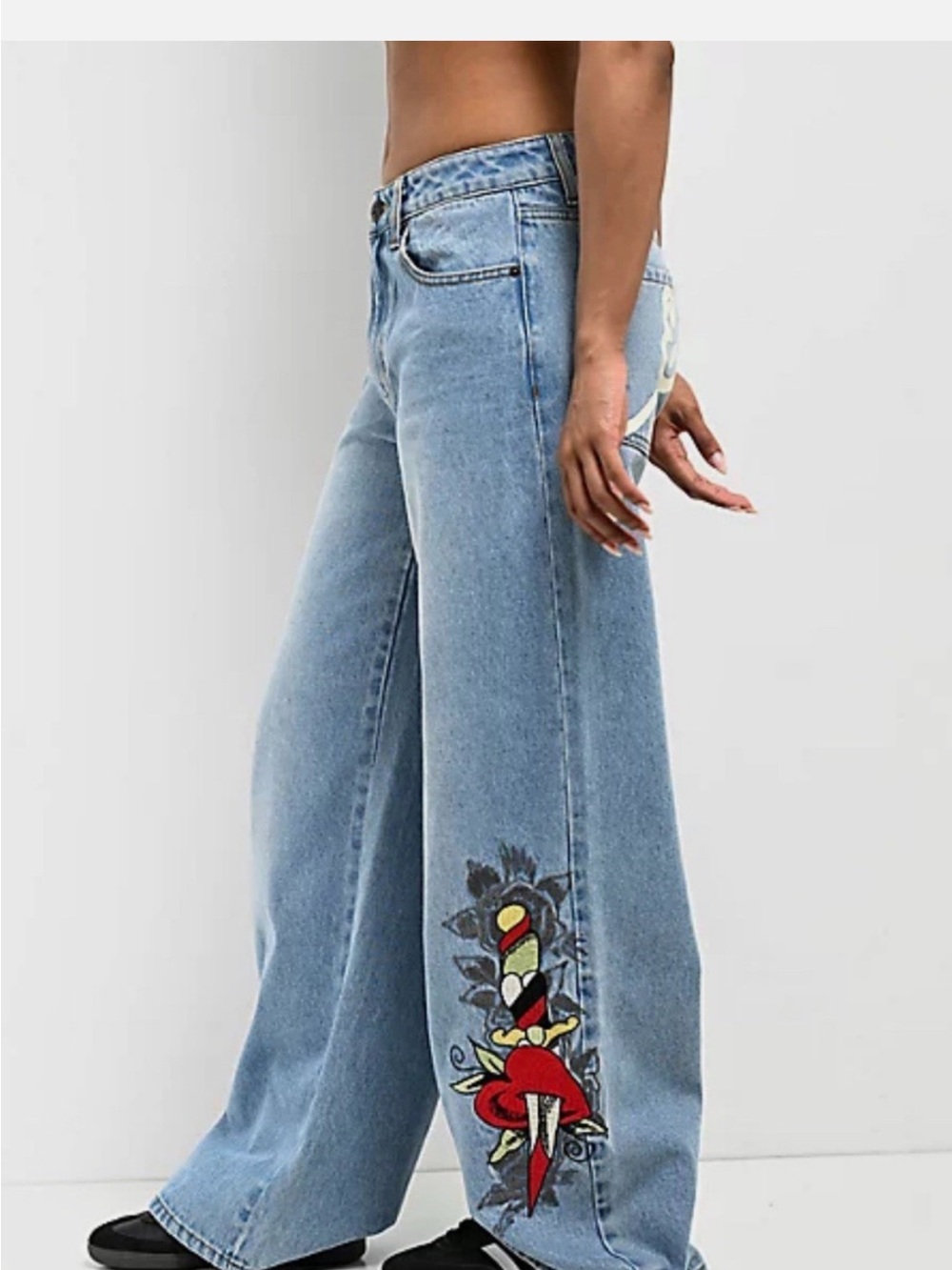 Ed Hardy Dagger Heart Retro Light Flare
Jeans NWT size 28